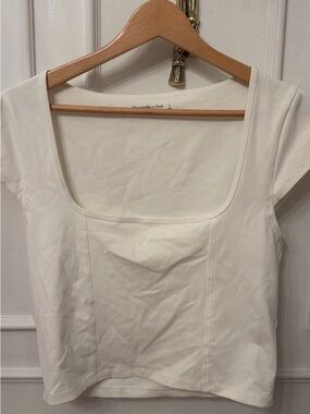 Abercrombie & Fitch Cream Square-Neck Short Sleeve Crop Top